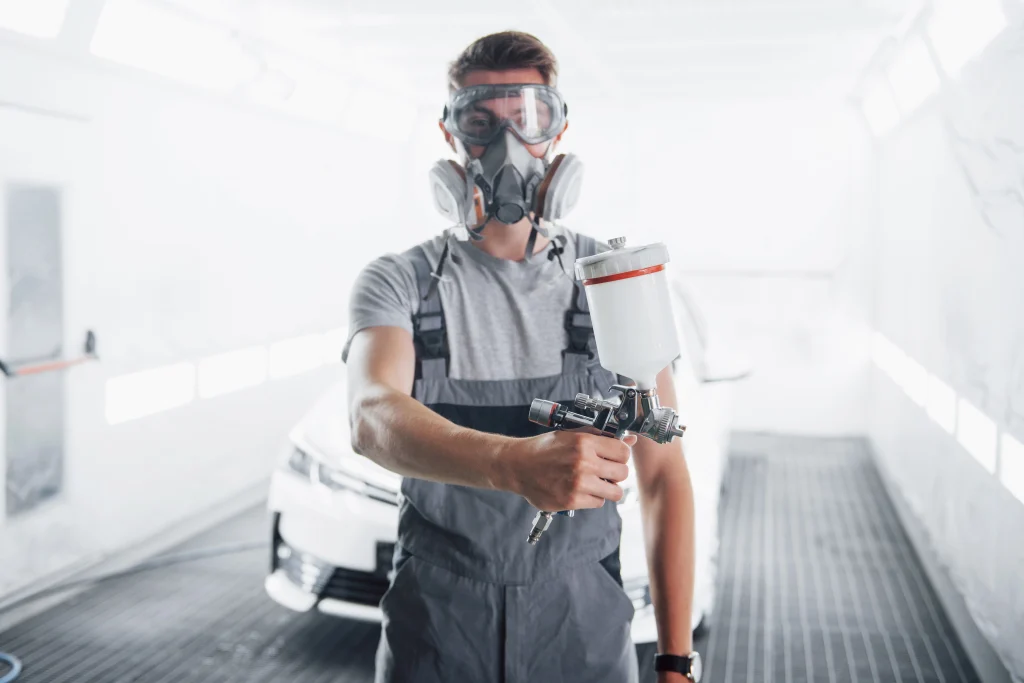 Iniciar un taller de pintado automotriz puede ser un negocio rentable, pero muchos comienzan sin una guía clara.