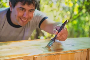 con que tipo de pintura se pinta la madera